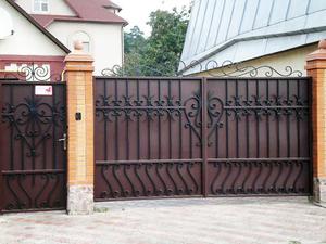 Красивые ворота для частного дома