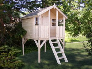 Как построить детский деревянный домик