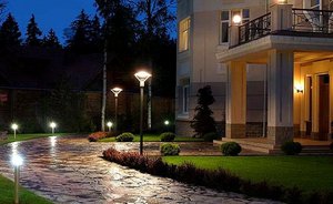 Как выбрать уличны фонари для дачи