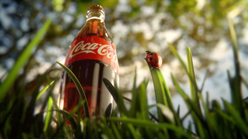 7 неожиданных способов применения кока-колы на даче